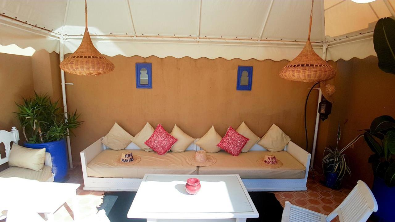 Hotel Riad Awinati Location Privatisee ,Piscine Chauffee , Beau Rooftop Marrakesch Exterior foto